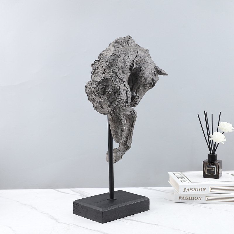 Escultura de Cavalo Antigo em  - Art Craft Horse avaliação e preço